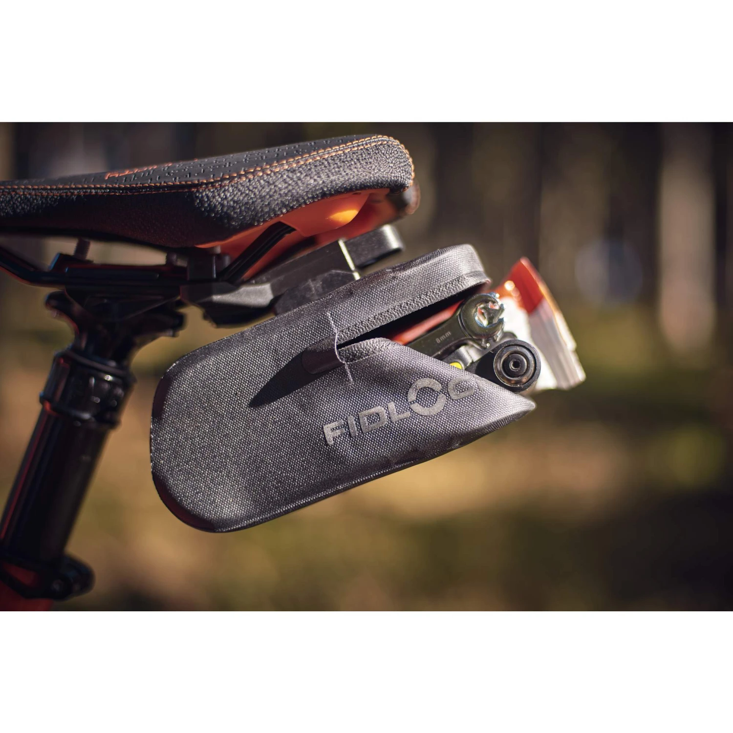 Fidlock PUSH SADDLE BAG 600 + SADDLE BASE - Satteltasche 7 Fidlock PUSH SADDLE BAG 600 + SADDLE BASE - Satteltasche – Bild 5