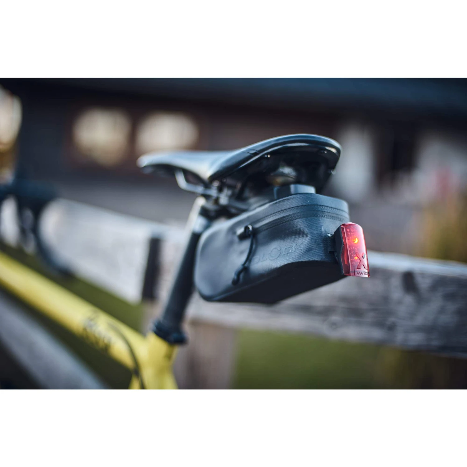 Fidlock PUSH SADDLE BAG 600 + SADDLE BASE - Satteltasche 10 Fidlock PUSH SADDLE BAG 600 + SADDLE BASE - Satteltasche – Bild 8